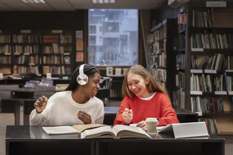 Tutoring in Afrikaans: Navigating Challenges the South African Way