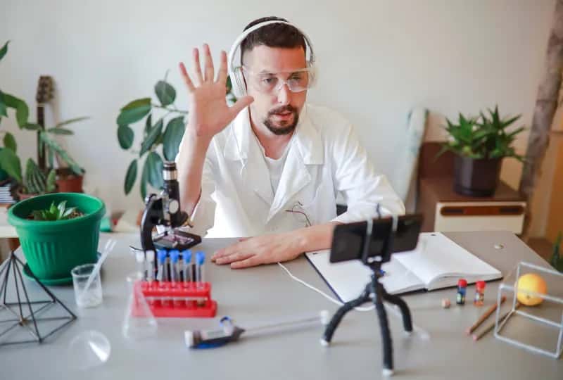 How Science Tutors Are Empowering the Next Generation of South African Innovators